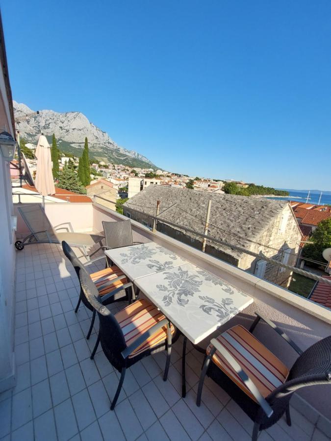 Holiday Baška Voda Eksteriør bilde