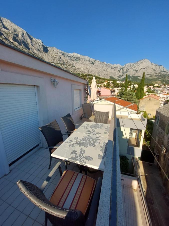 Holiday Baška Voda Eksteriør bilde