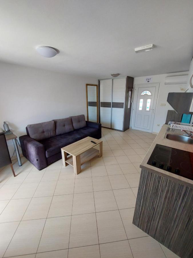 Holiday Baška Voda Eksteriør bilde